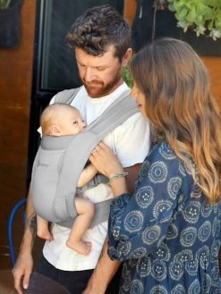 Porte-bébé Embrace Soft Air Flex ERGOBABY Gris - Ergobaby